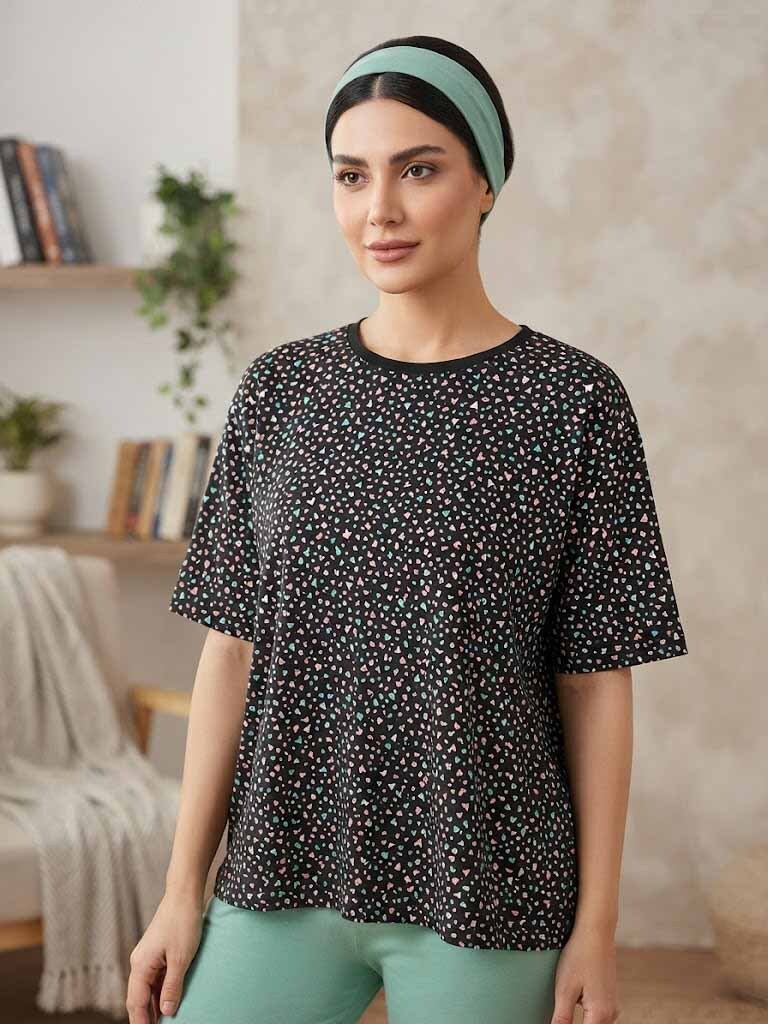  نمای جلو تیشرت منزلی زنانه سایز درشت سولیانو کد 2000 با فرم آزاد و یقه گرد قلبی چند رنگ 